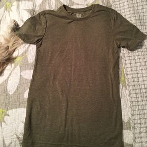 Men’s size small short sleeve tshirt